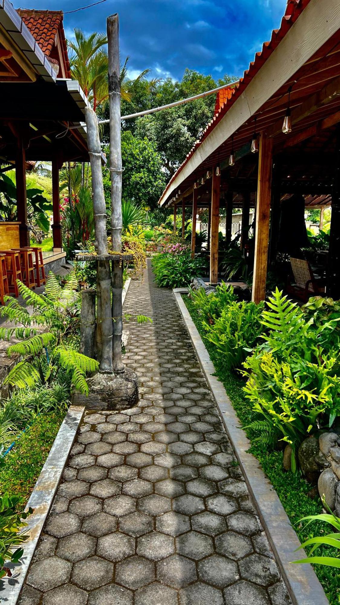 Oku Guest House Giri  Exteriér fotografie